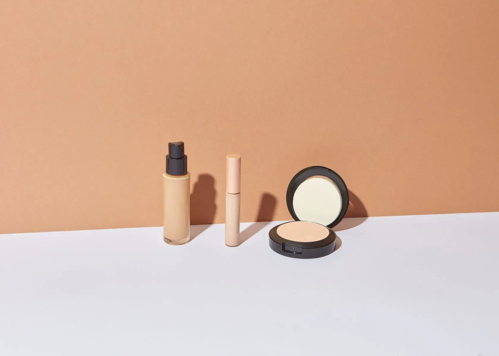 Choosing the Right Foundation for Bumpy Skin