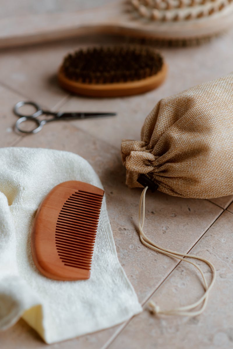 5 Best Wooden Hair Brushes: The Best Way to Detangle Your Mane!