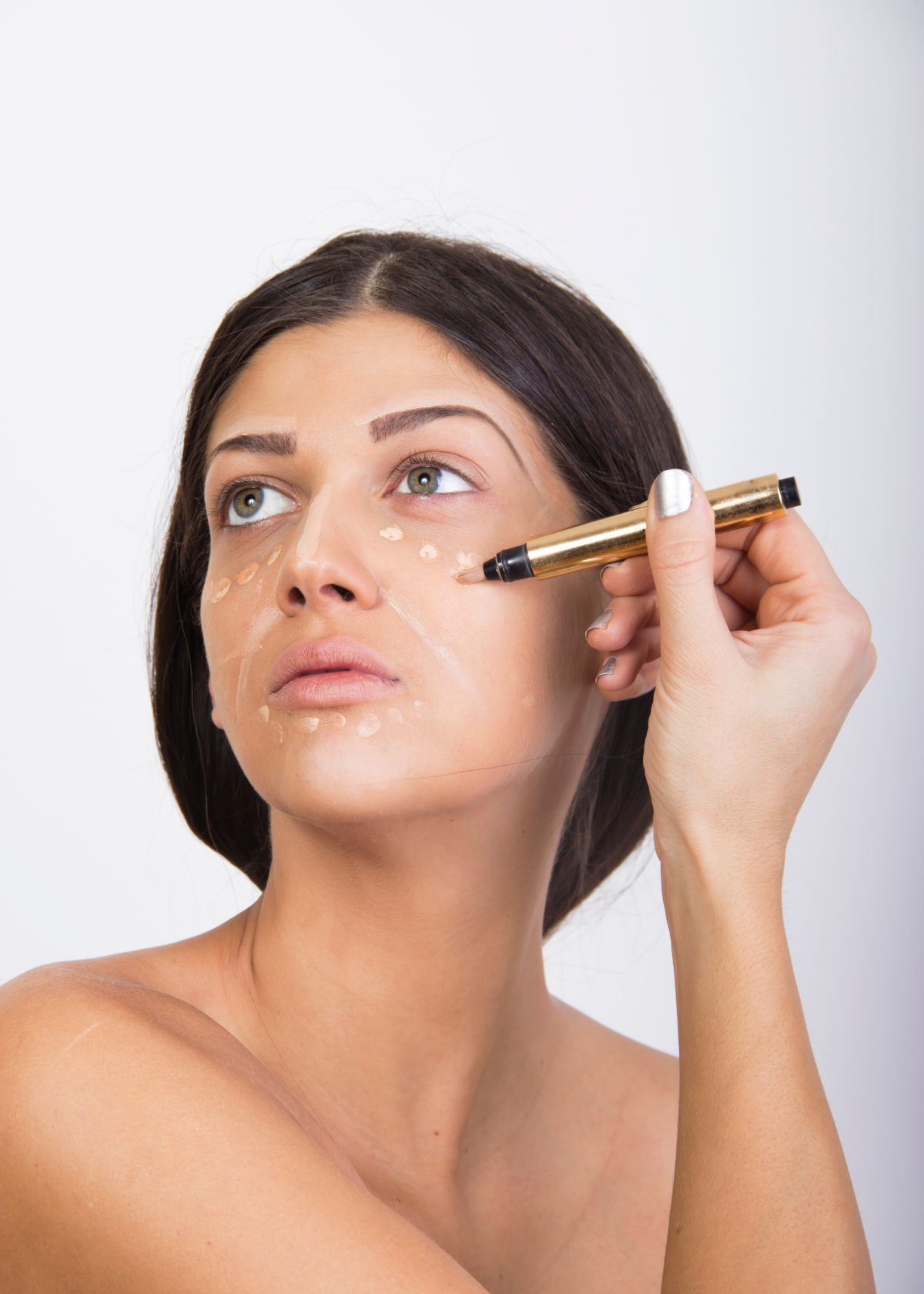 5 Best Concealer for Oily Skin: Get the Perfect Matte Finish