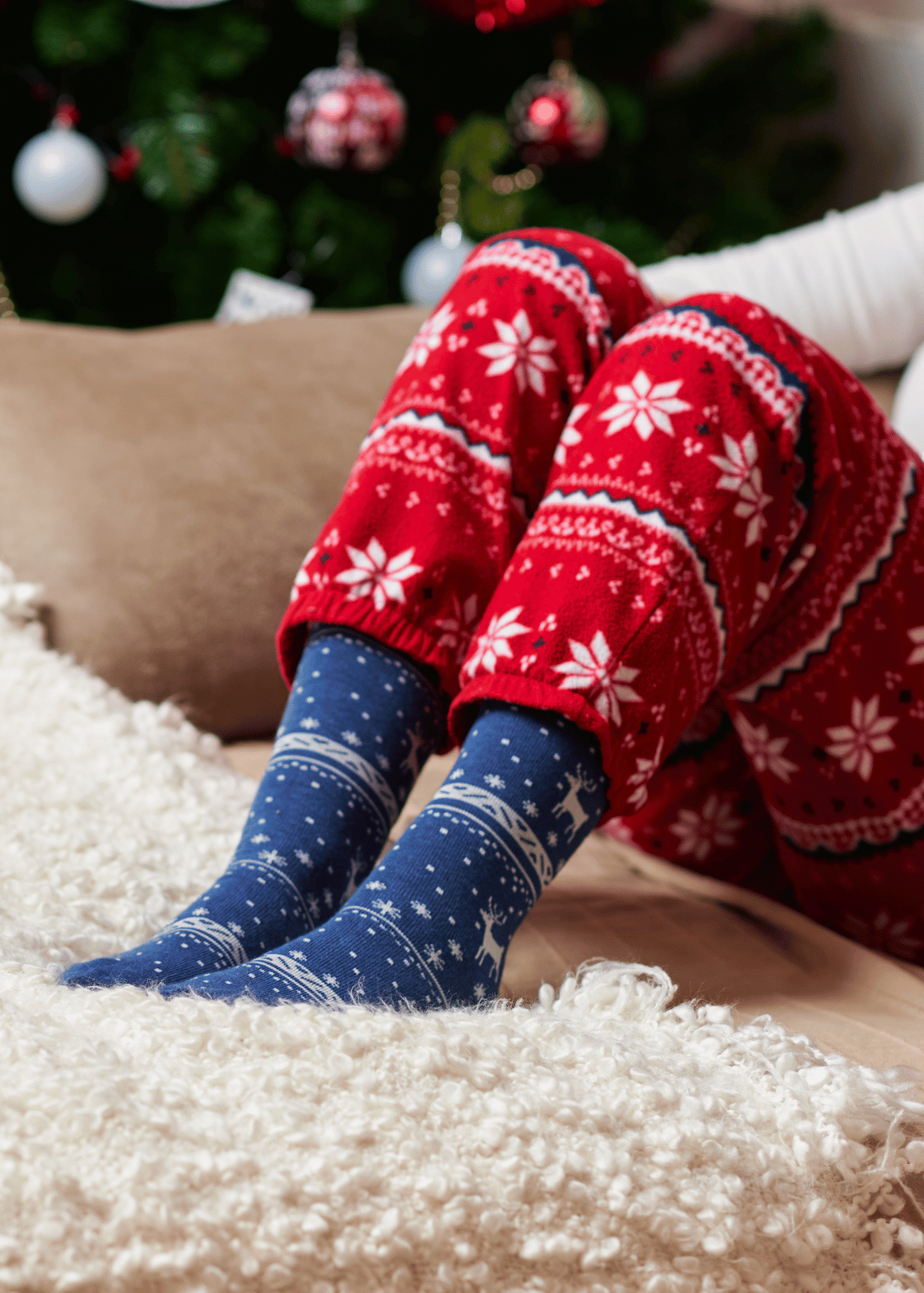 Cozy Up in Bamboo Christmas Pajamas: Top 4 Reviewed!